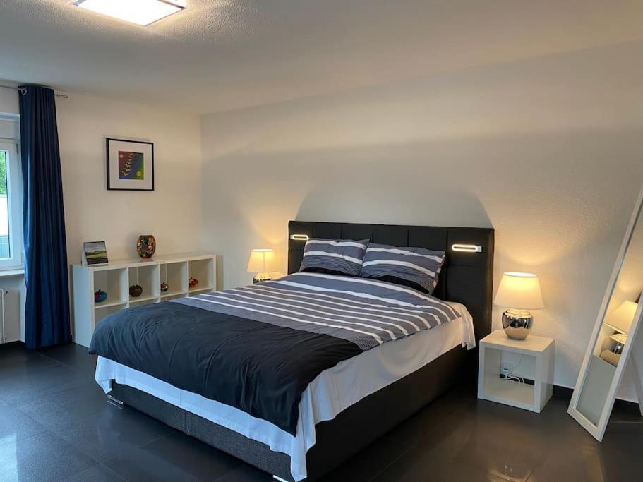 Apartment Preiswertes Stilvolles Im Privaten Haus Mit Grossem Schoenem Modernem Gemeinschaft Badenzimmer